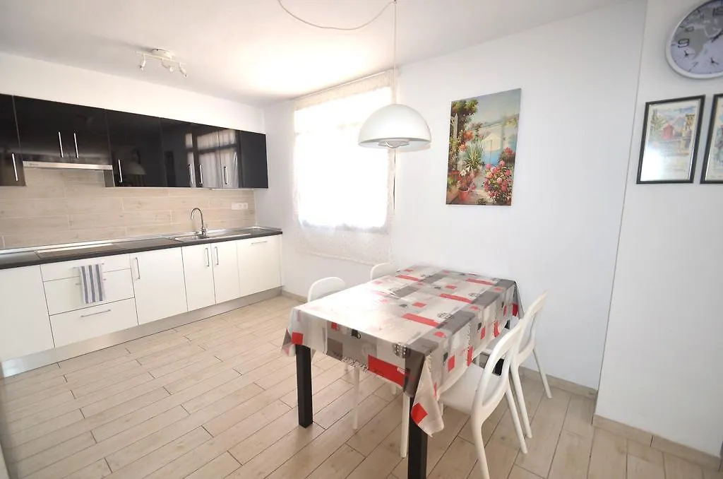 Apartment Valdes Center Los Cristianos