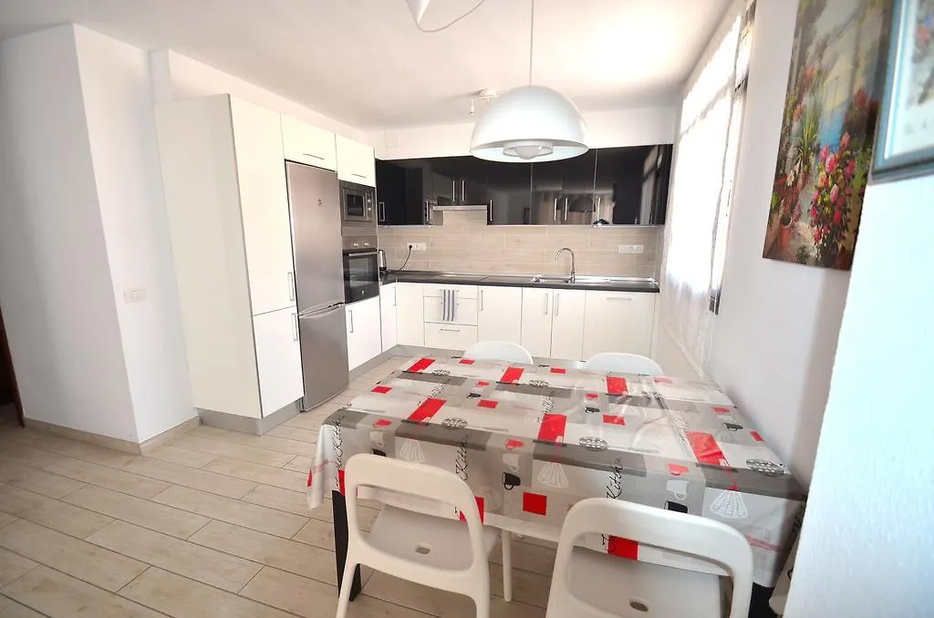 Apartment Valdes Center Los Cristianos